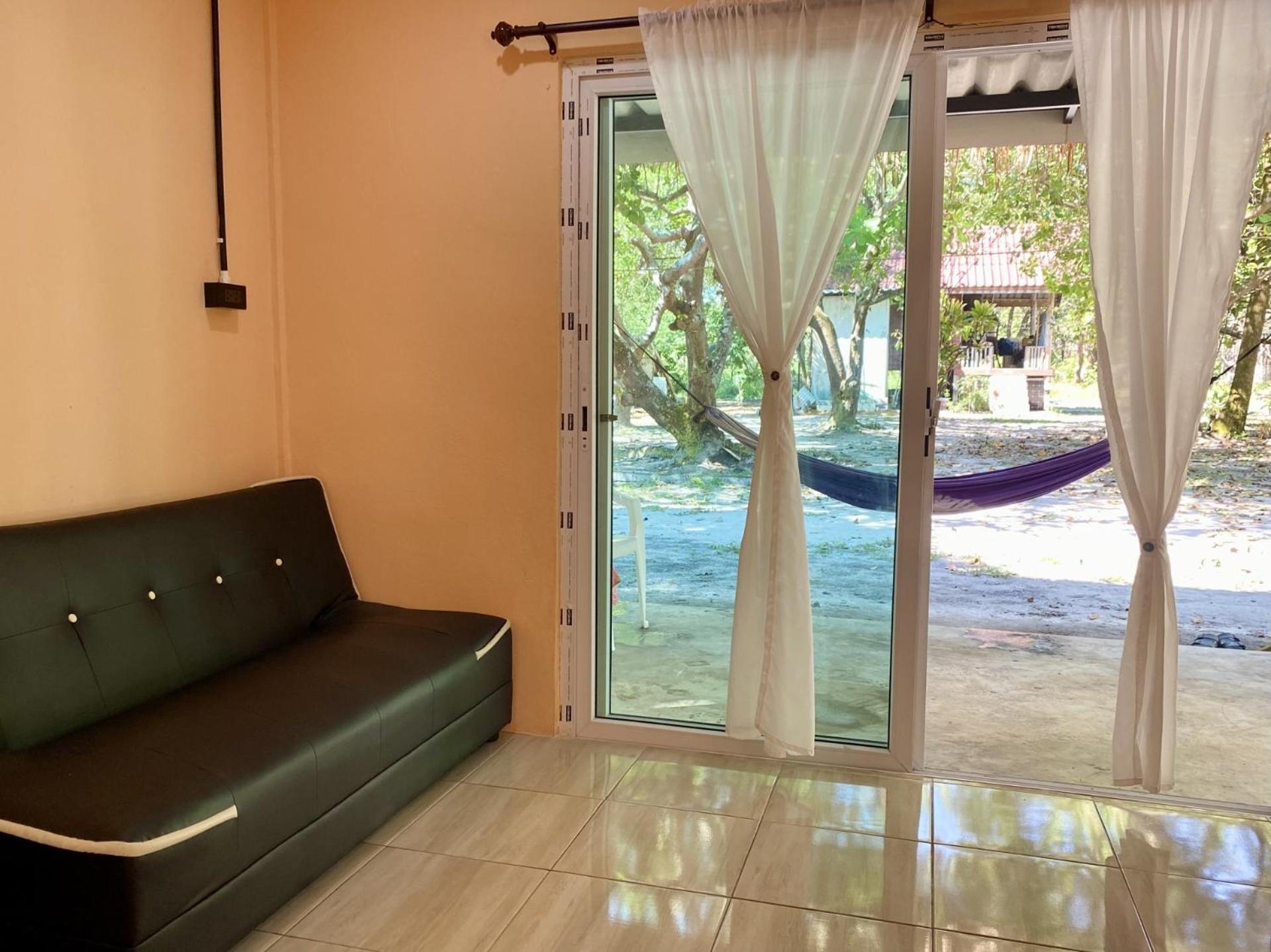 Lucky Resort Koh Phayam Exteriör bild